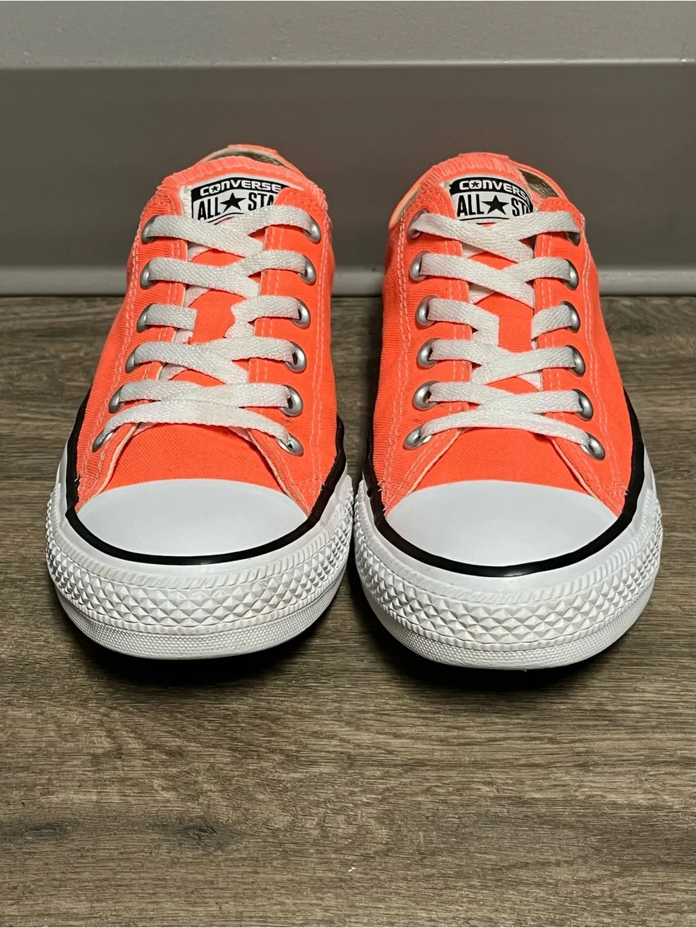 Converse Chuck Taylor All-Star Low Top - 155736F Hyper Orange - Men 6/Women 8 - Picture 2 of 15